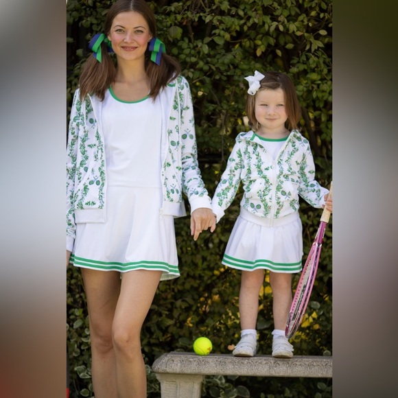 Club & Court Girls 4 Bespoke Court Luxe Terry‎ Cloth Hoodie Floral Folly Print - Picture 10 of 10